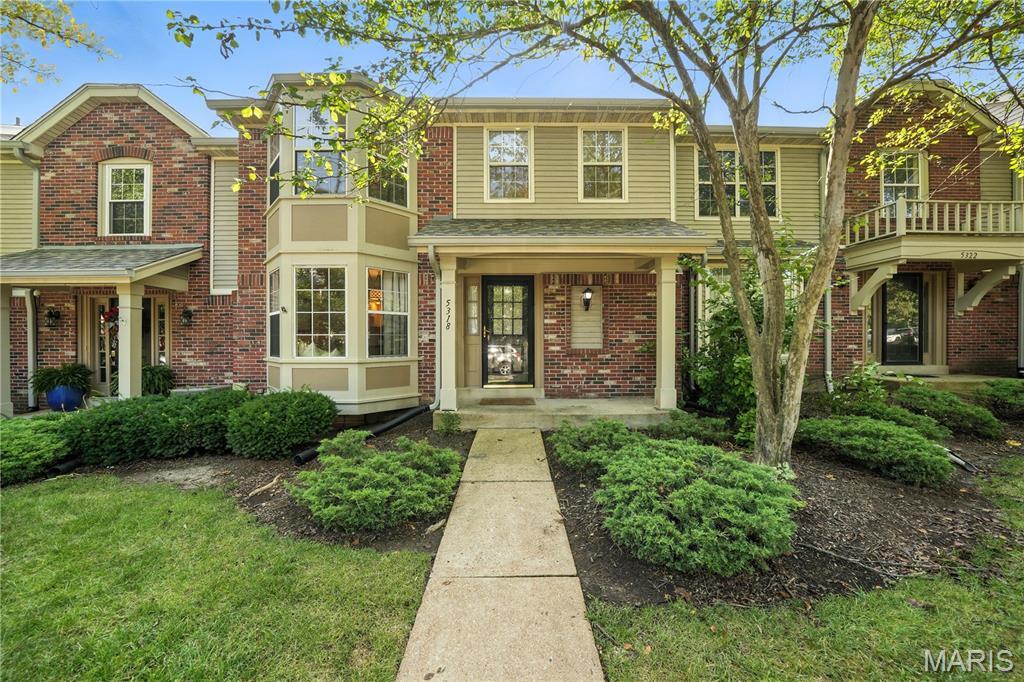 Property Photo: 5318 N Kenrick Parke Drive MO 63119