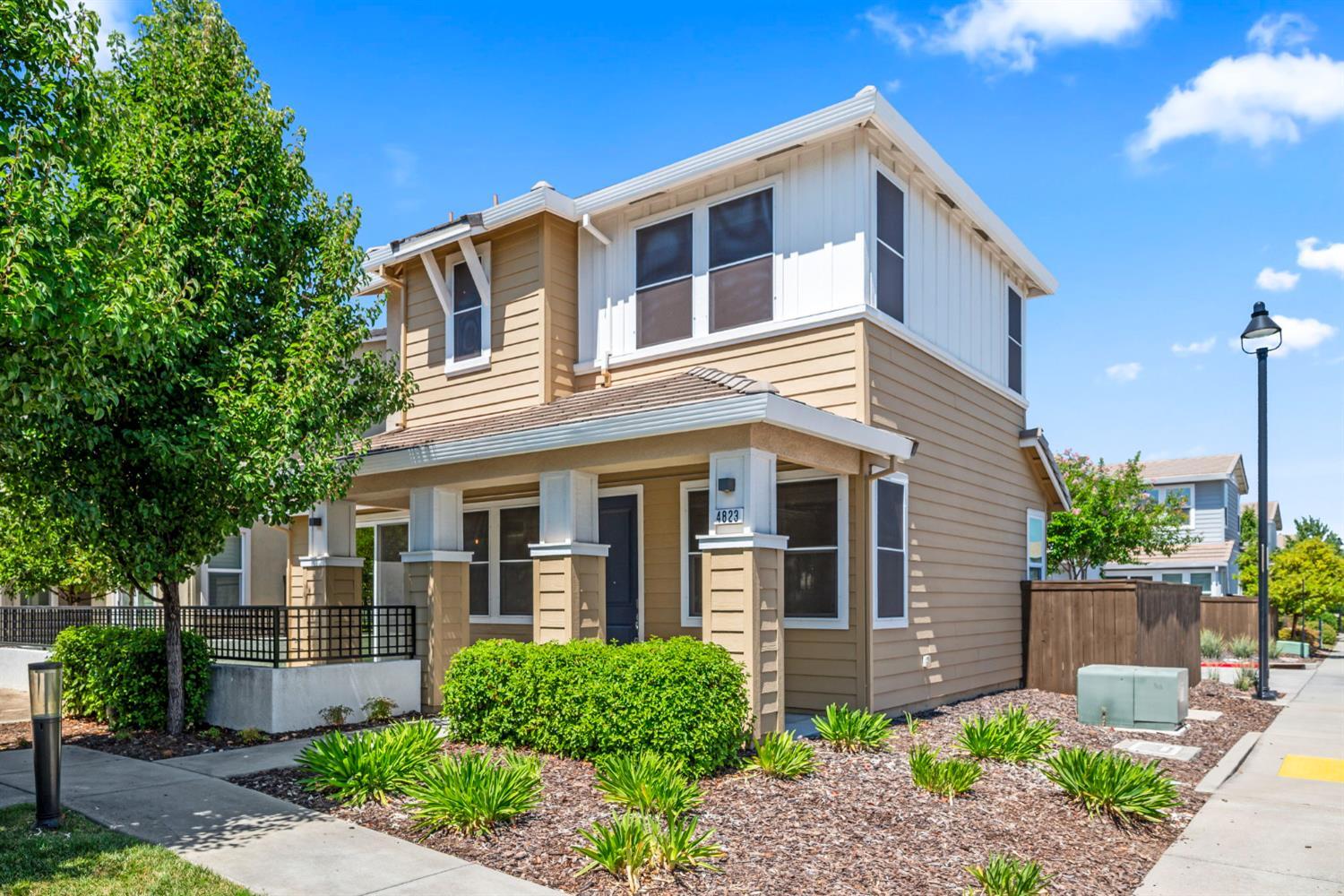 4823 Holden Drive  Rocklin CA 95677 photo