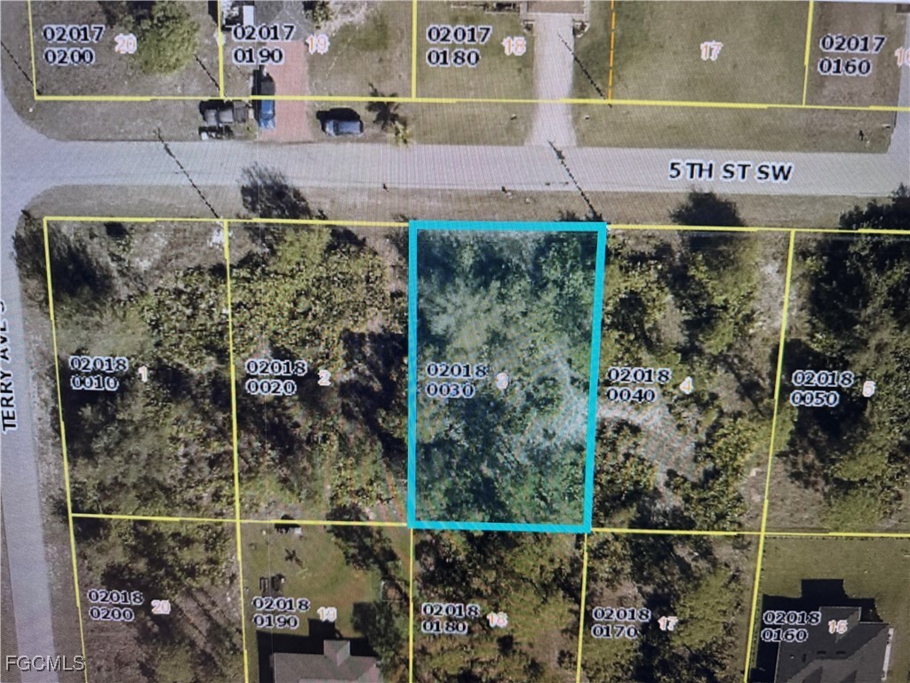 Property Photo:  3515 5th Street SW  FL 33976 
