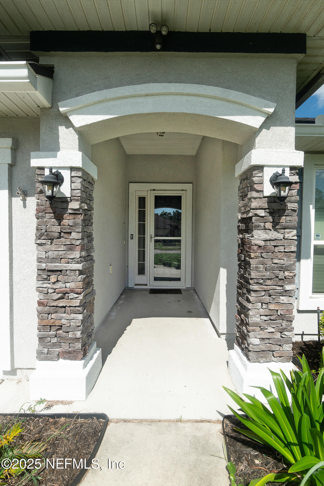 Property Photo:  11544 Dunforth Cove Drive  FL 32218 
