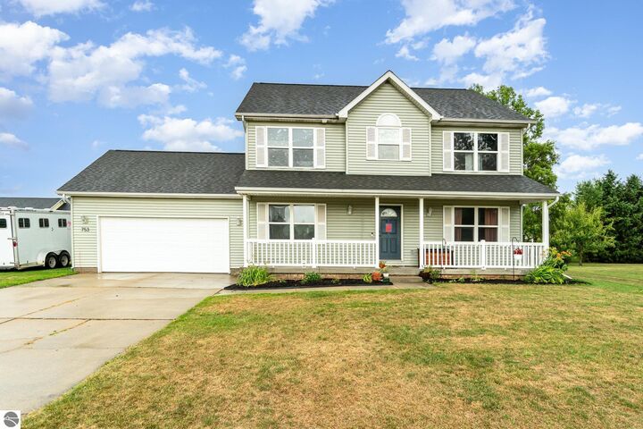 753 Deer Run Drive  Mt Pleasant MI 48858 photo