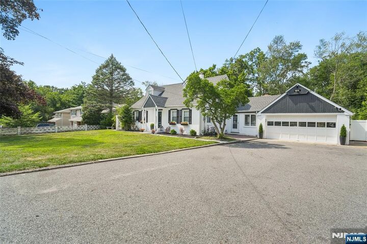 Property Photo: 197 Ratzer Road NJ 07470