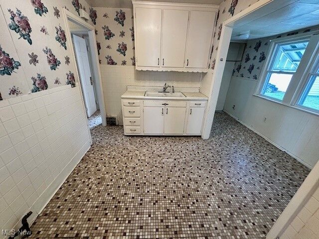 Property Photo:  21750 Westport Avenue  OH 44123 