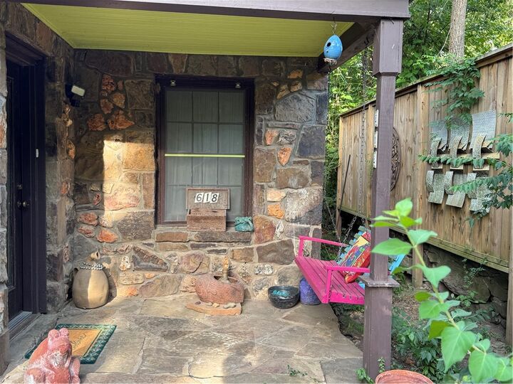 Property Photo:  618 N Wilson  AR 72701 
