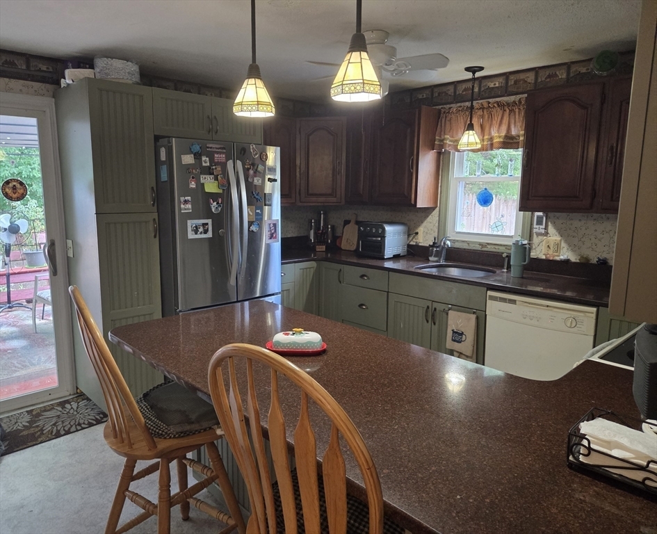 Property Photo:  40 Holly Street  MA 01540 