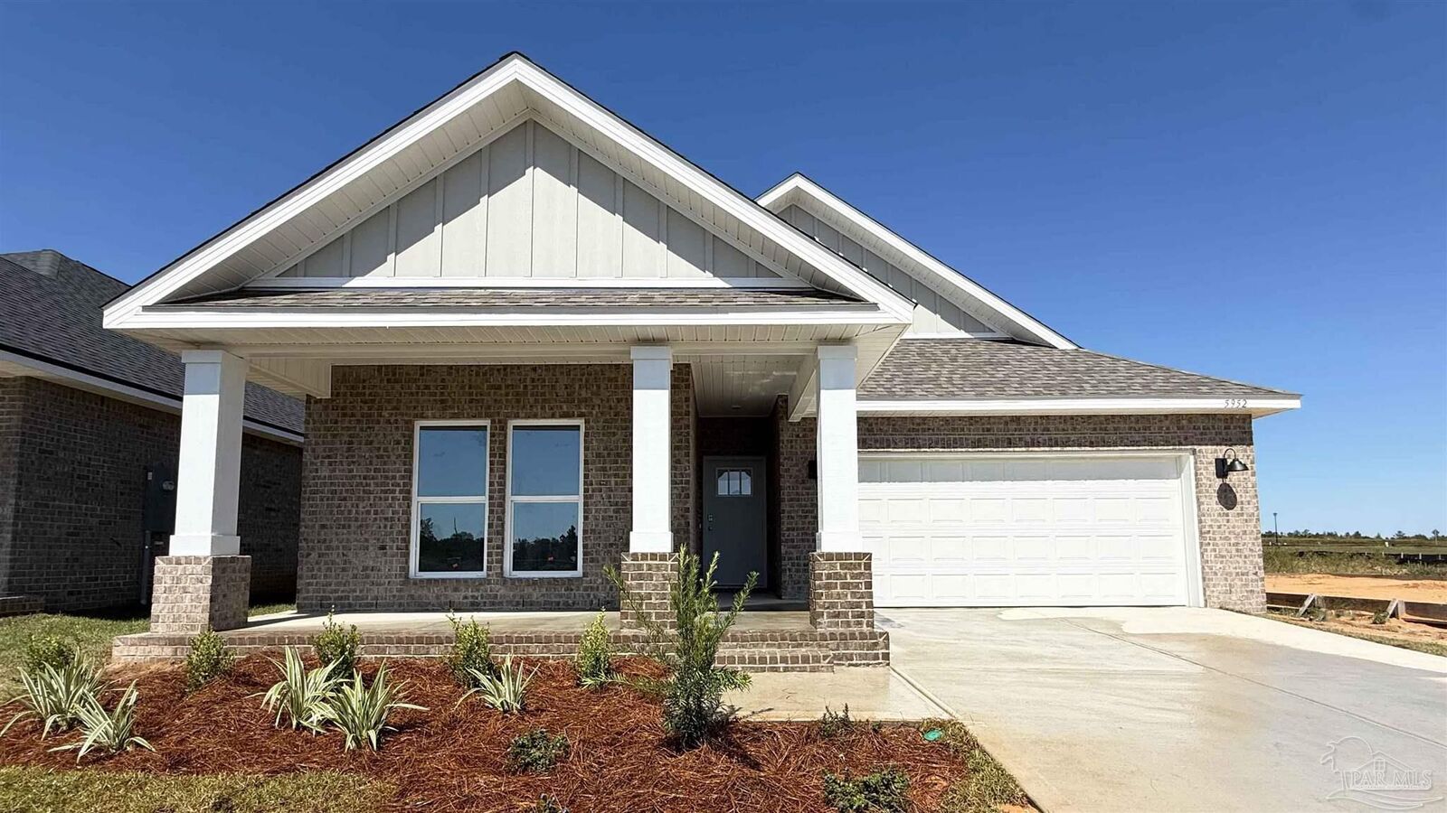 Property Photo: 5952 Sargassum Ln FL 32583