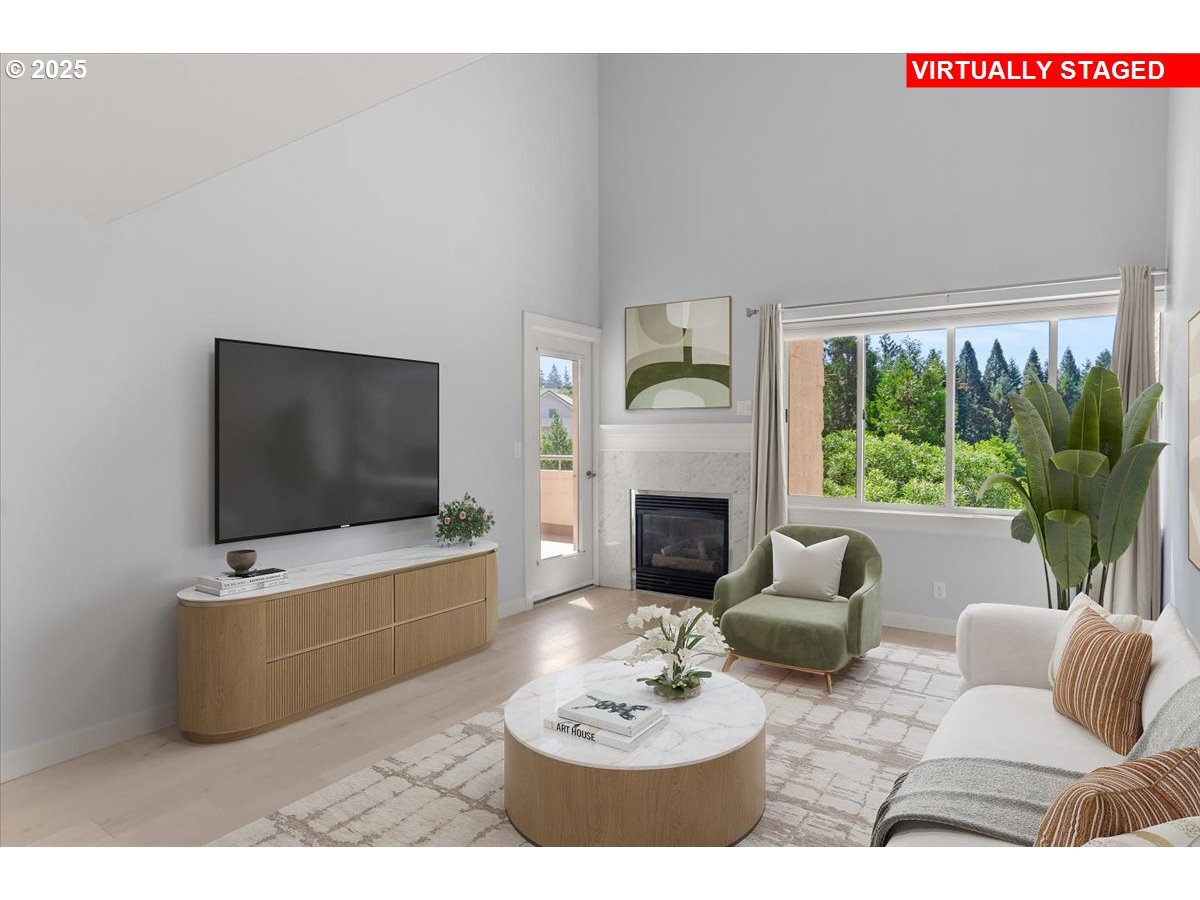 Property Photo: 6685 W Burnside St 350 OR 97210