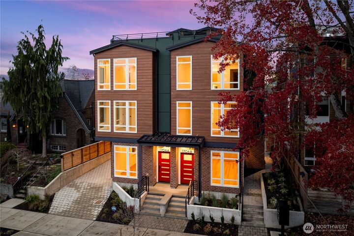 Property Photo:  1704 A N 47th Street  WA 98103 