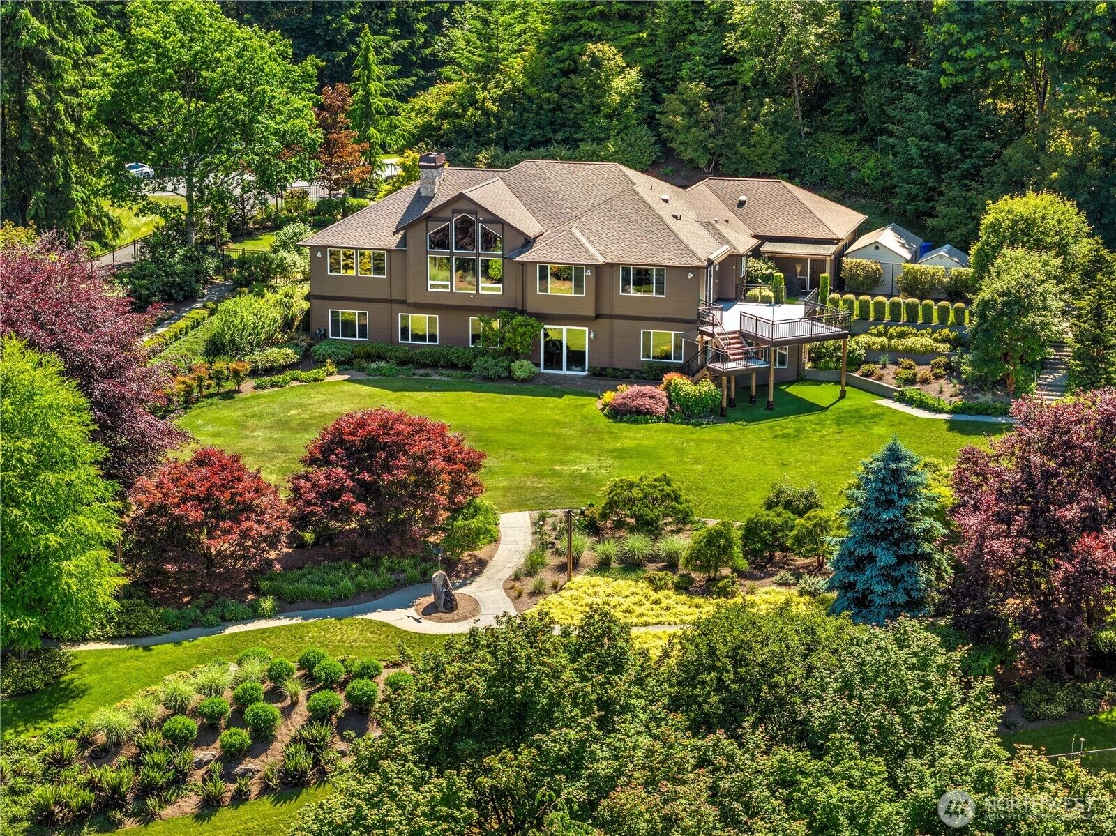 Property Photo:  42520 SE 149th Place  WA 98045 