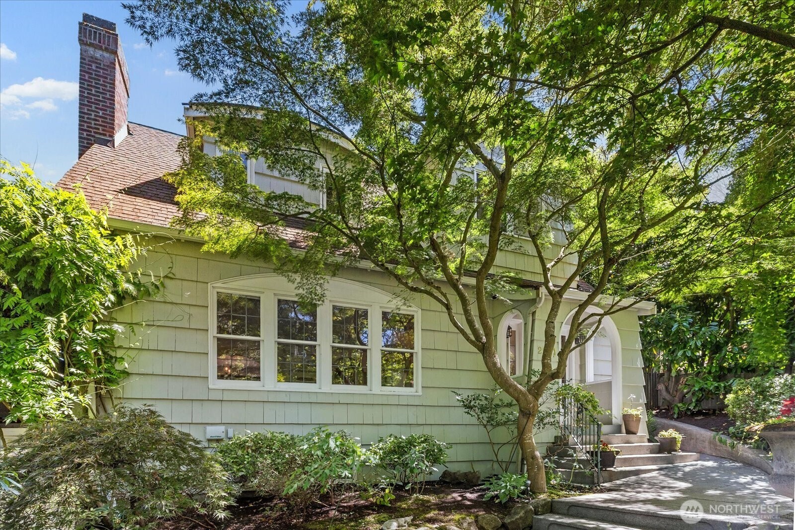 2051  Interlaken Place E  Seattle WA 98112 photo