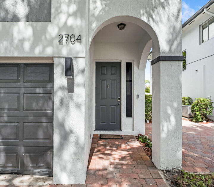2704 Treasure Cove Circle  Dania FL 33312 photo