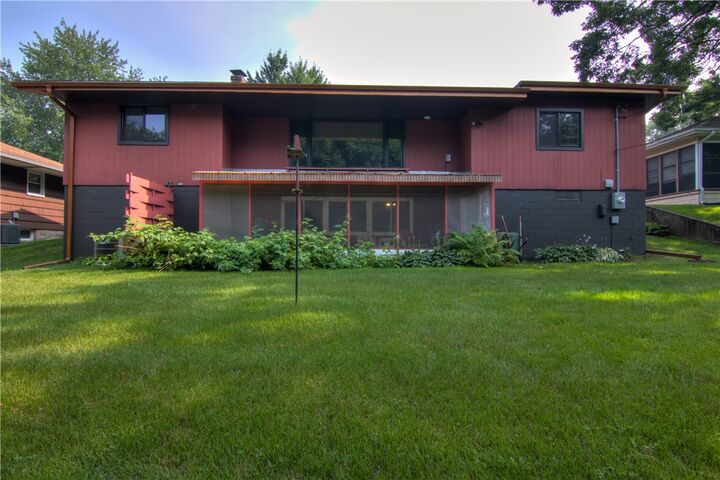 Property Photo: 1520 Fairway Street WI 54701