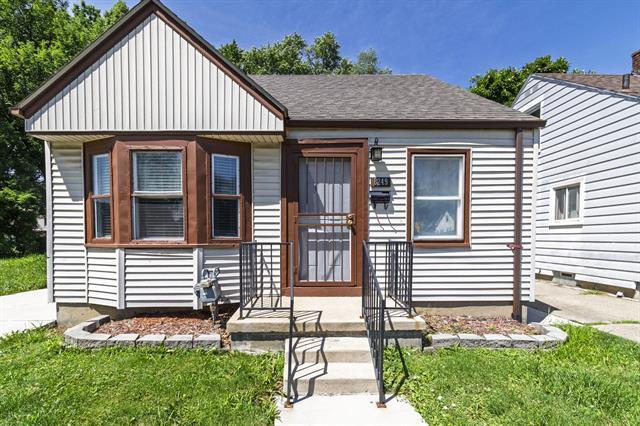 8249 Robson  Detroit MI 48228 photo