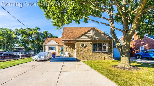 23121 Liberty Street  St. Clair Shores MI 48080 photo
