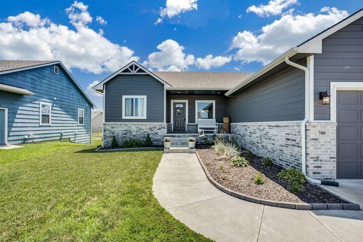 Property Photo: 700 N Wakefield KS 67147