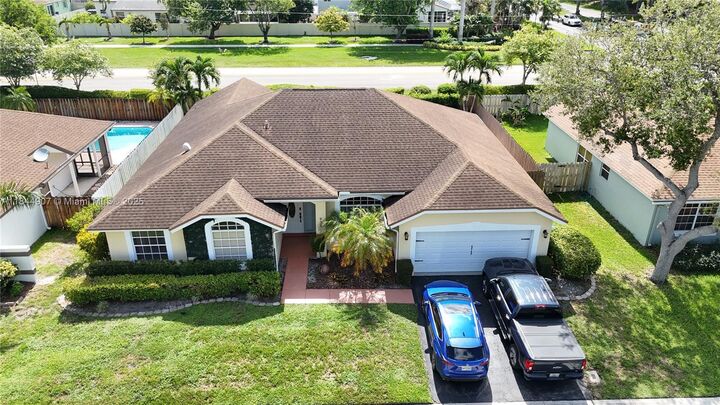938 SW 149th Ter  Sunrise FL 33326 photo
