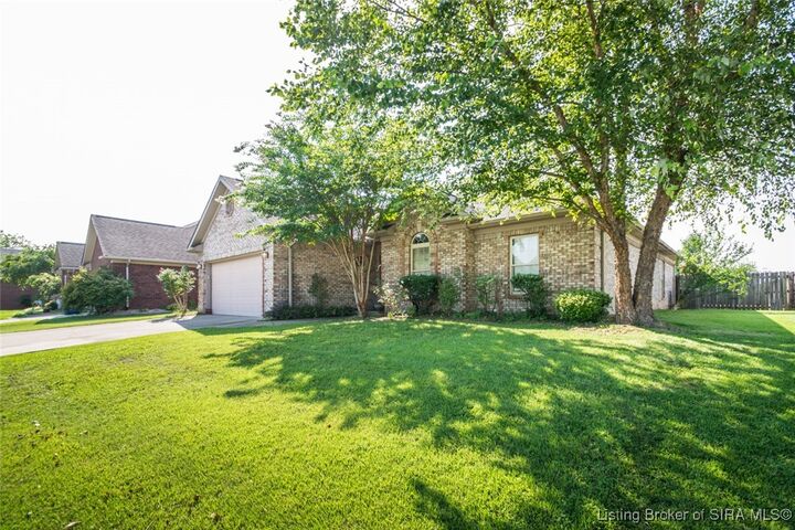 Property Photo: 1708 Sterling Oaks Drive IN 47172