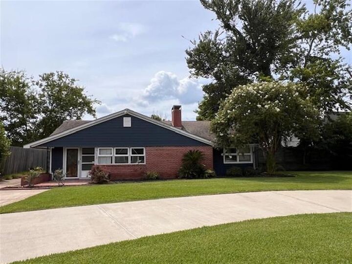 Property Photo: 1516 Reid Street LA 70601