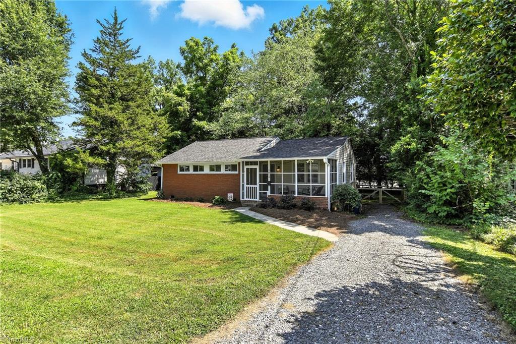 Property Photo:  2814 Westridge Road  NC 27103 