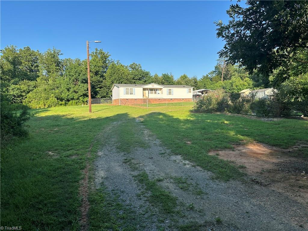 Property Photo: 1130 Sandy Lane NC 27046