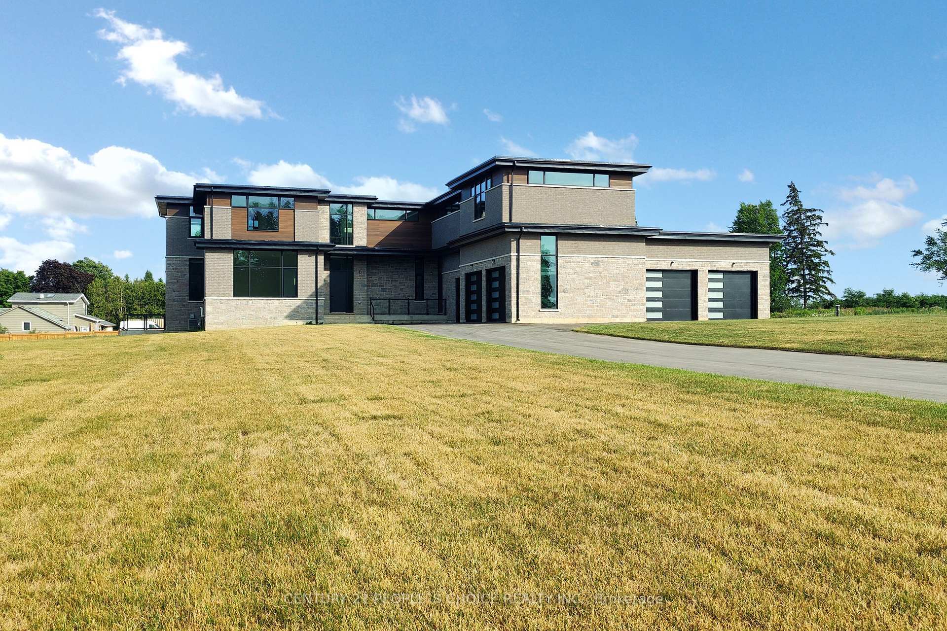 14 Sugarbush Court  Halton Hills ON L7G 4S7 photo
