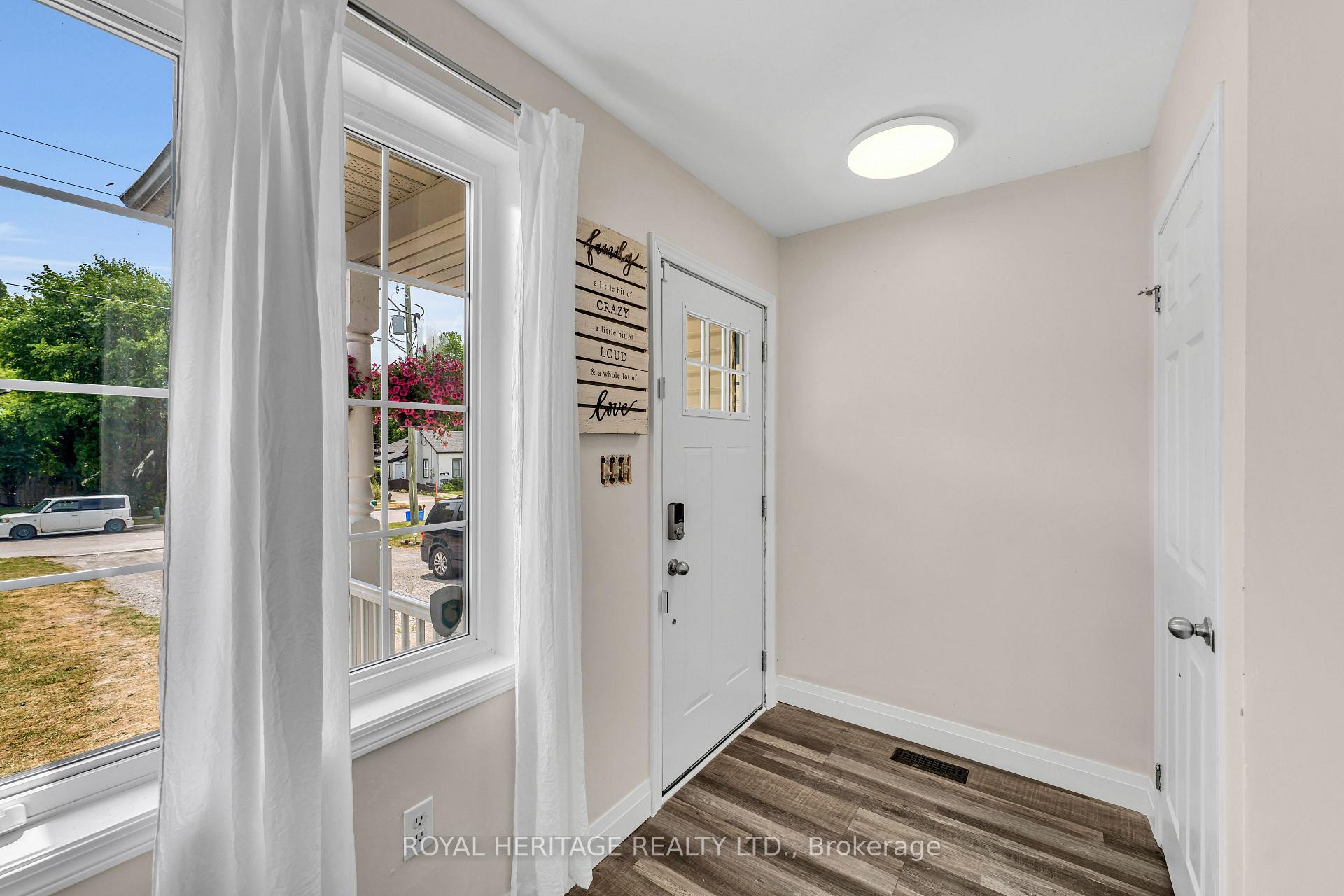 Property Photo: 64 Avenue Street ON L1H 0B7