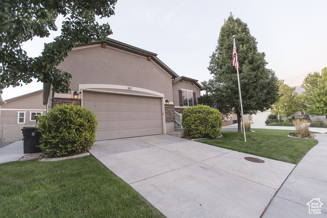 Property Photo: 357 E 580 S UT 84003