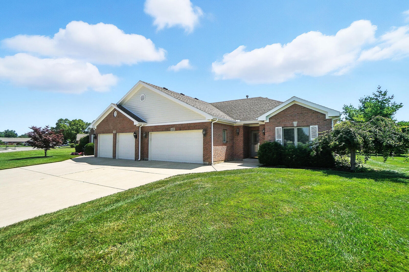 Property Photo: 1482 Lantern Lane OH 45373