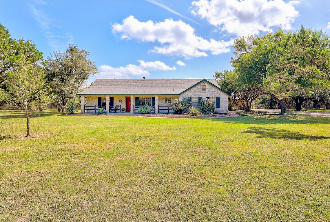 Property Photo:  125 Kyle Lane  TX 78633 