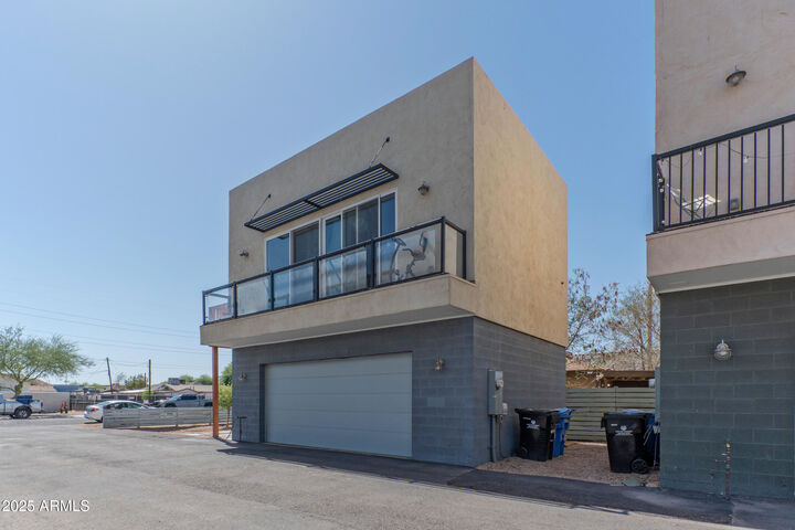 Property Photo:  1110 S Montezuma Avenue  AZ 85003 