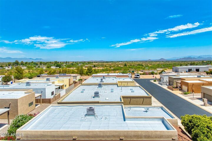 Property Photo: 306 S Sky Ranch Road AZ 85635