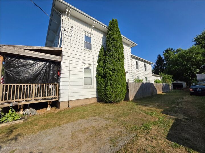 Property Photo:  340 W State Street  NY 14411 