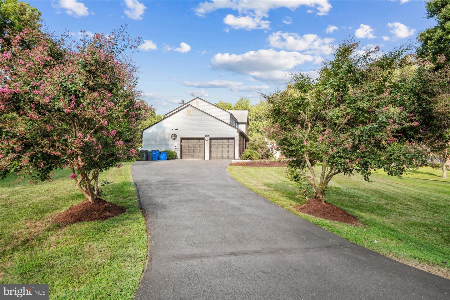 Property Photo:  513 Jaystone Place  MD 20905 