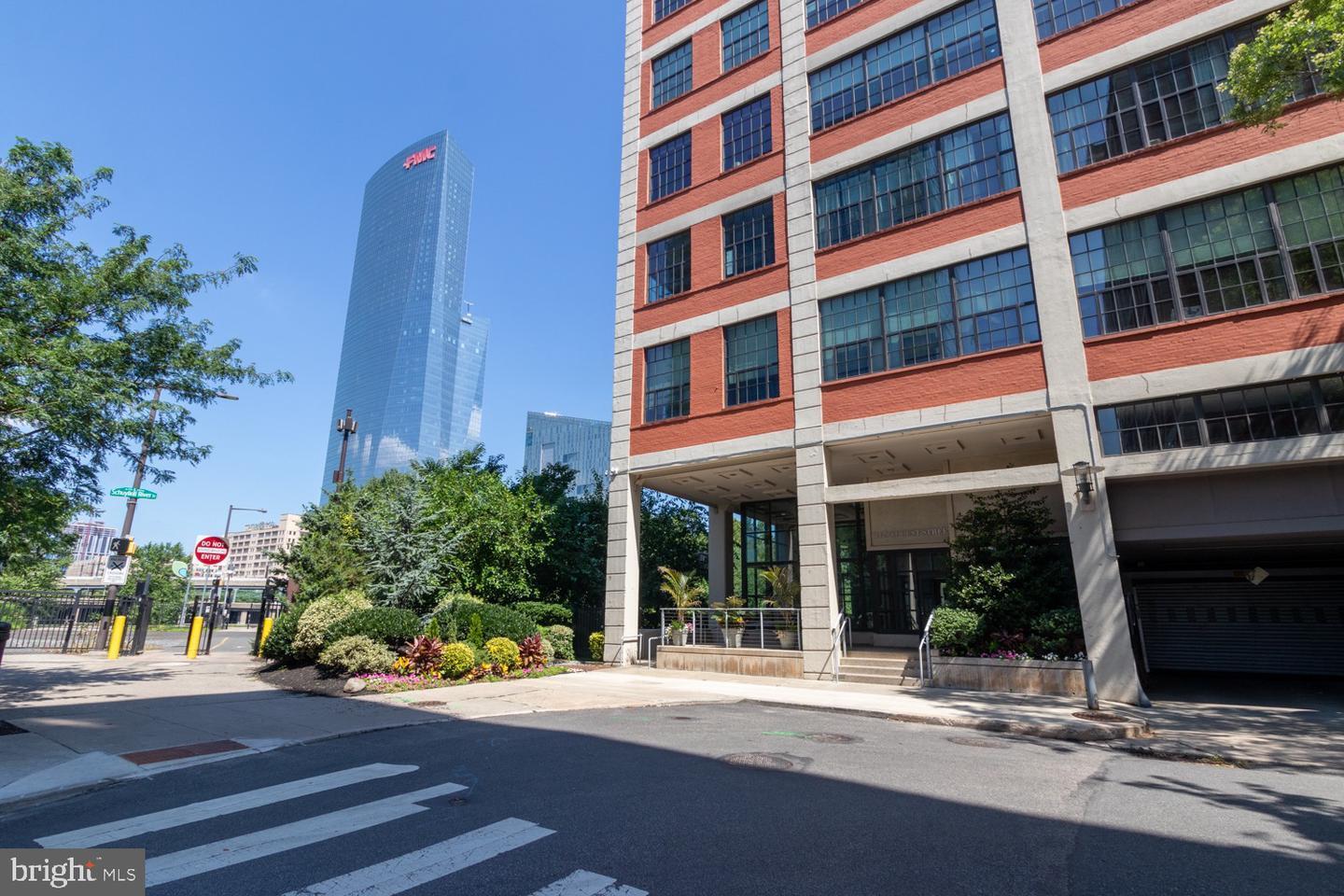 Property Photo:  2429-41 Locust Street 212  PA 19103 