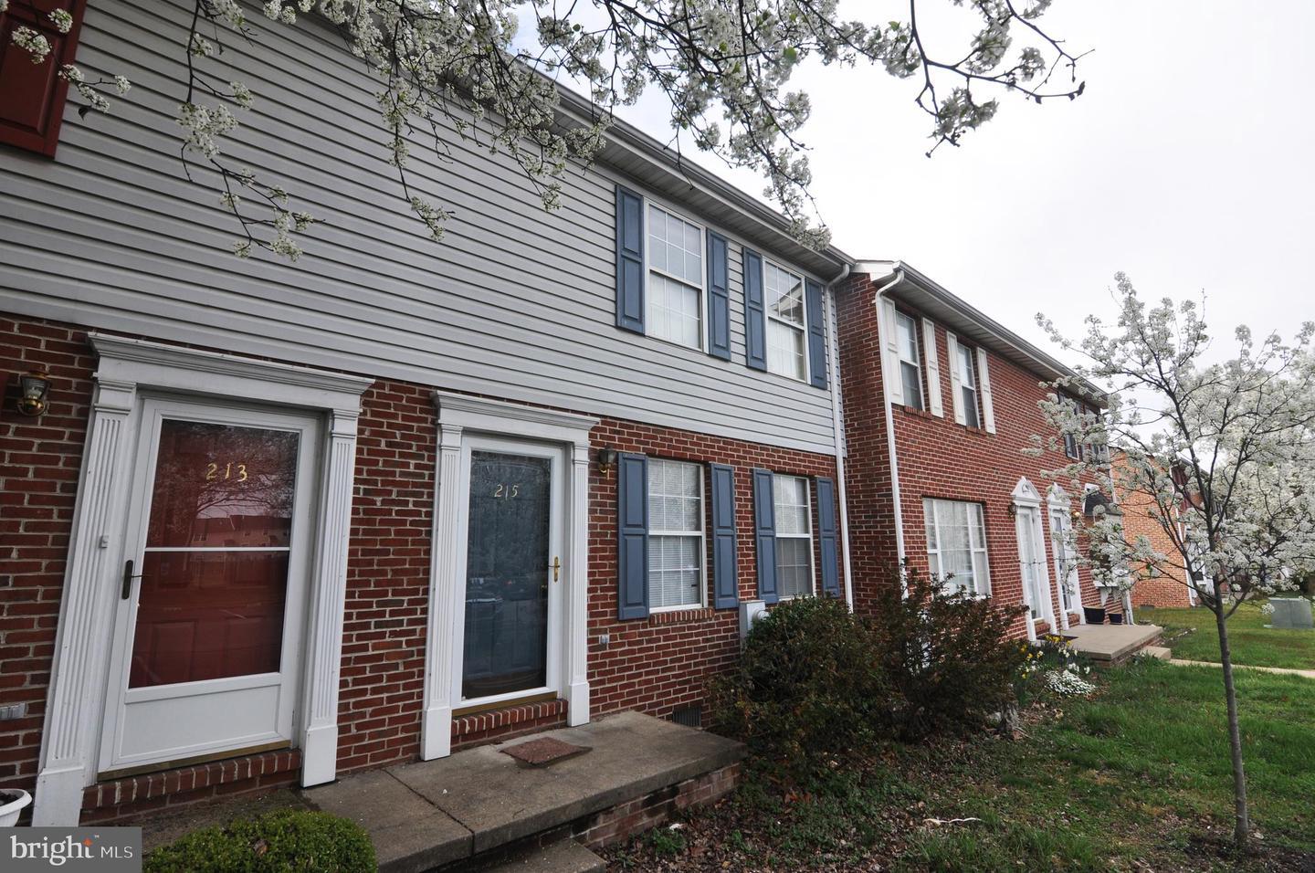 Property Photo: 215 Banbury Terrace VA 22601