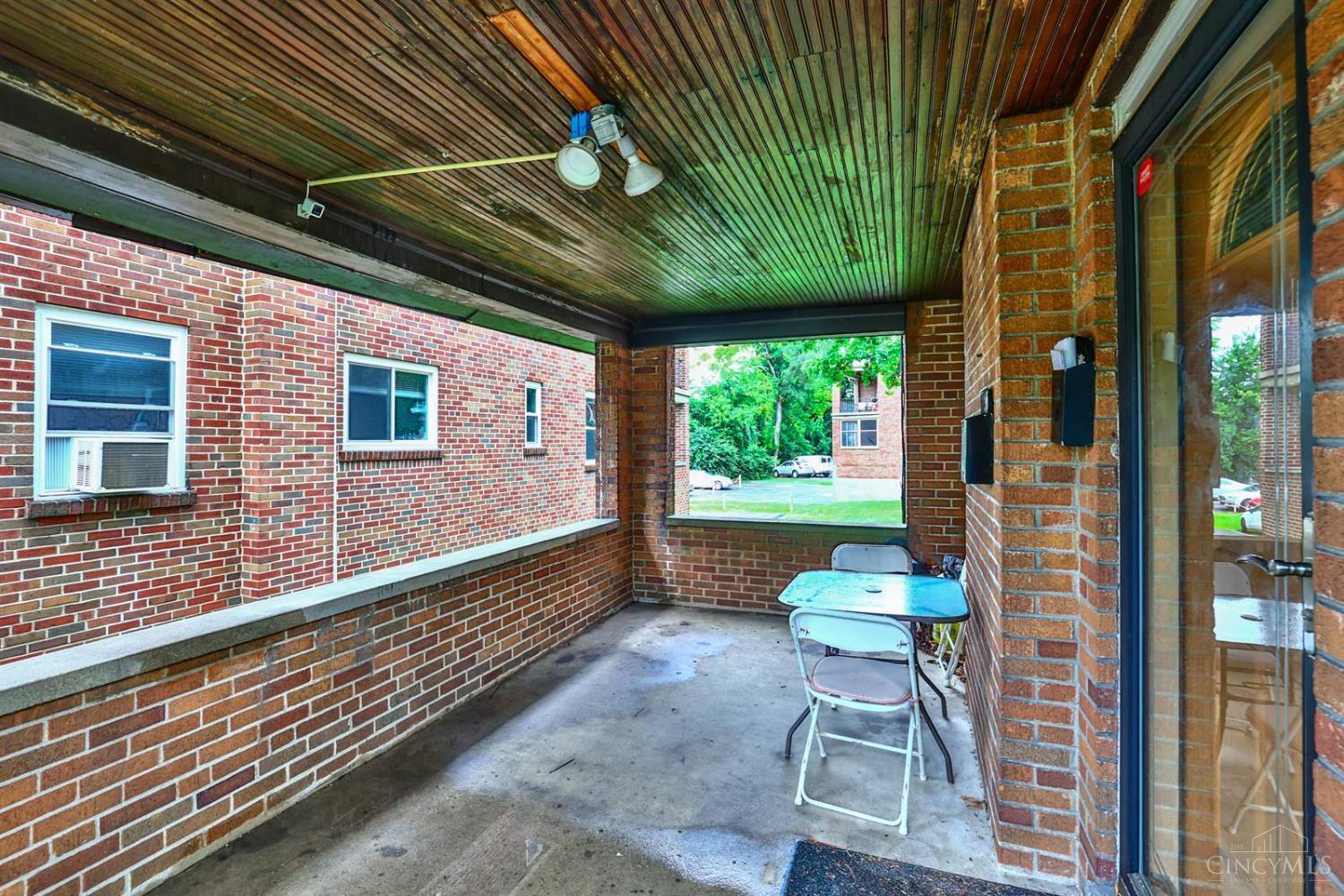 Property Photo: 20 Merzen Court OH 45217