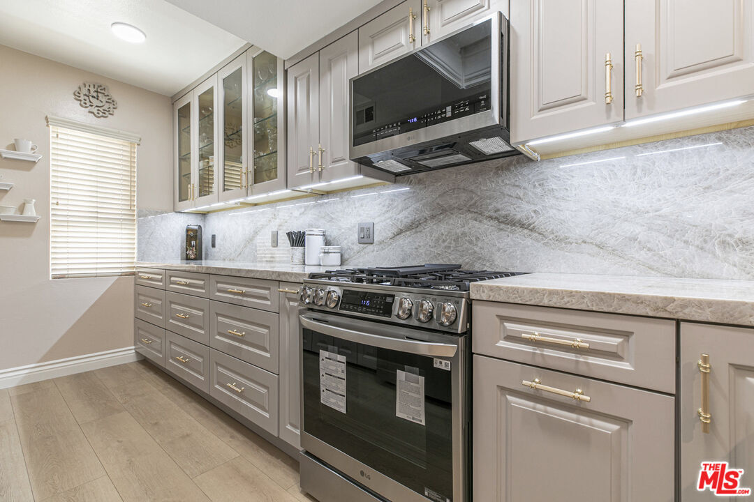 Property Photo: 9906 Owensmouth Ave CA 91311