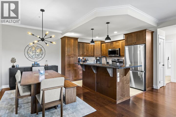 Property Photo: 2470 Tuscany Drive 304 BC V4T 3G8