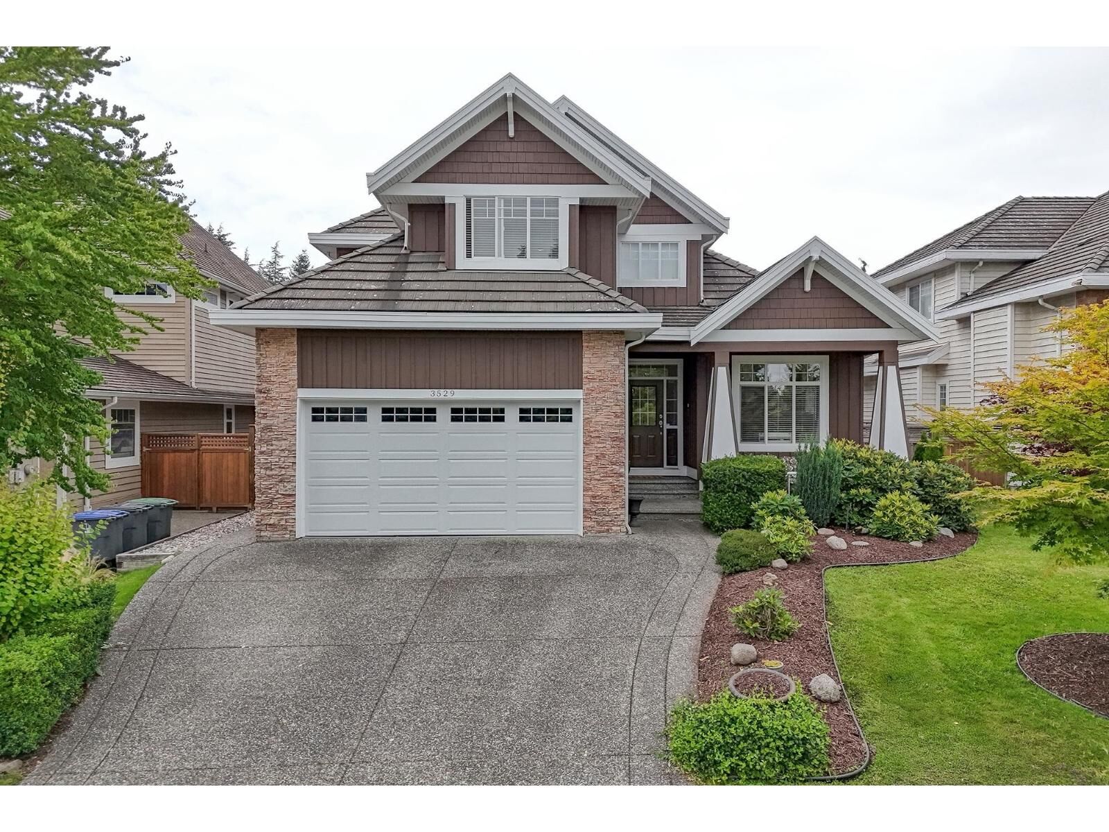 Property Photo:  3529 156A Street  BC V4P 3J4 