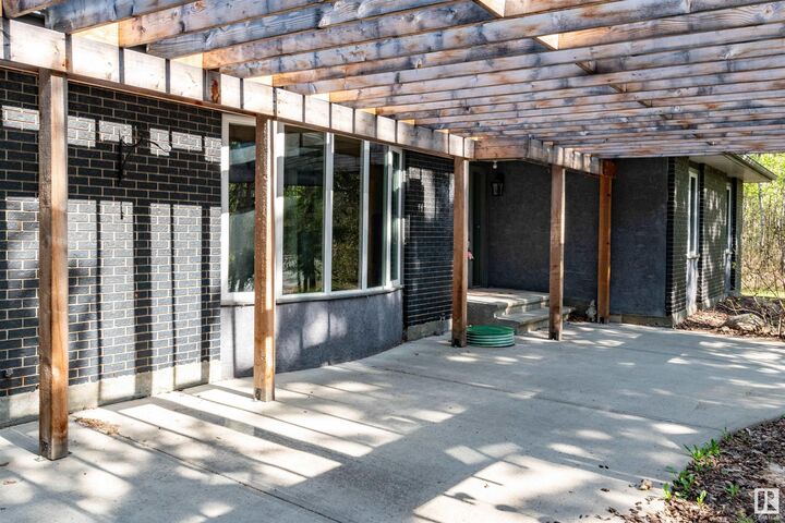 Property Photo: 21357 Wye Road 26 AB T8G 1E2