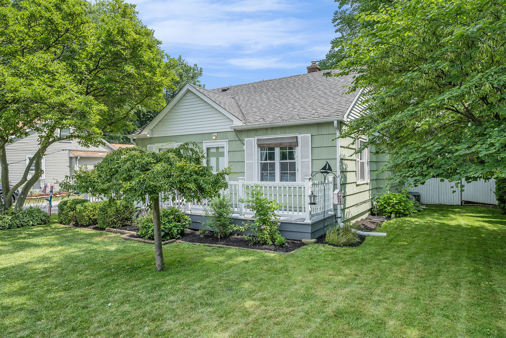 Property Photo: 1425 N Cline Avenue IN 46319
