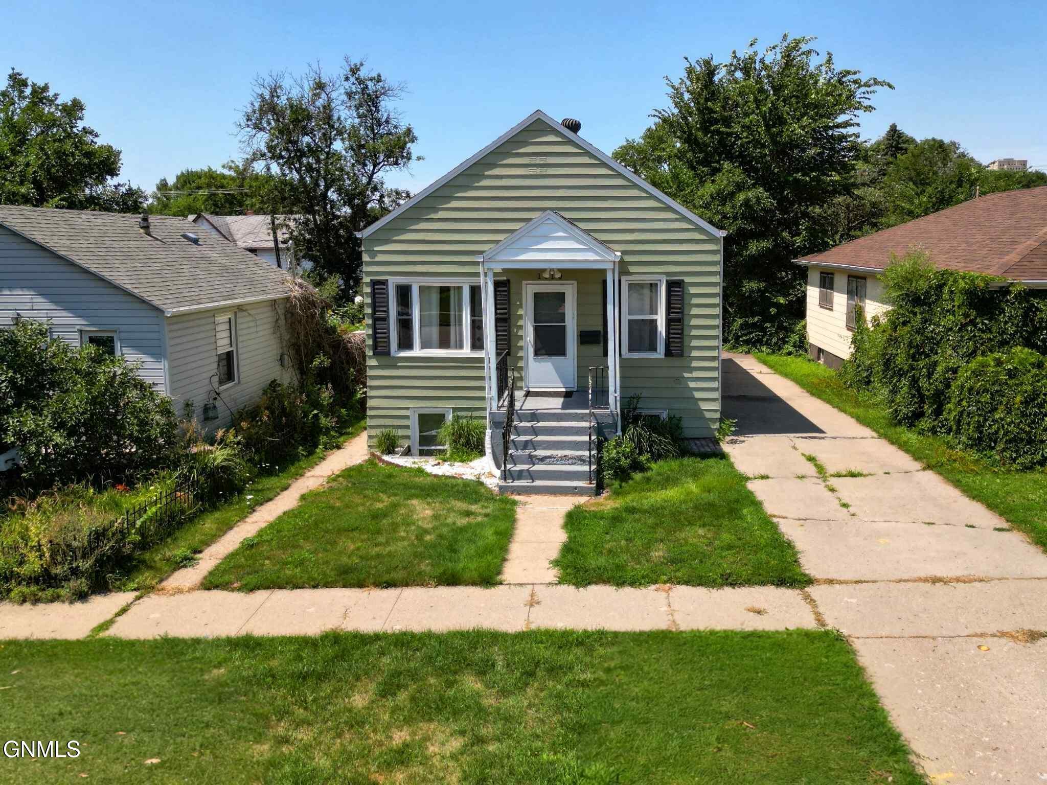 1110 15th Street  Bismarck ND 58501 photo