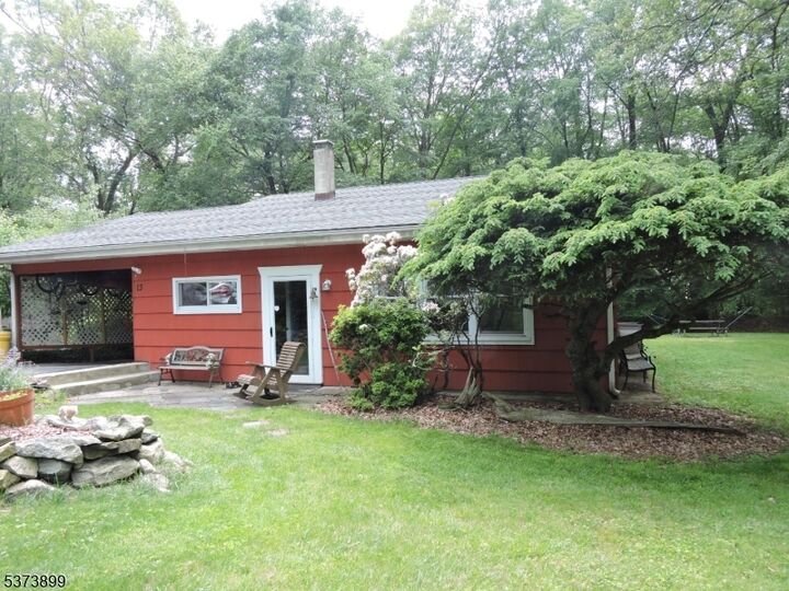 13 Ellen St.  Ringwood Boro NJ 07456 photo