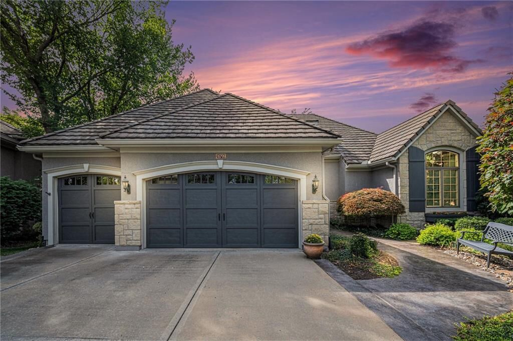 Property Photo:  26799 W Shadow Circle  KS 66061 