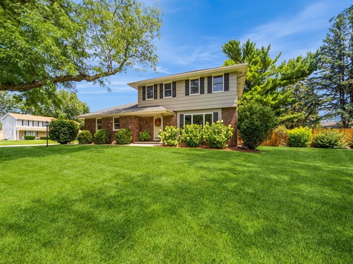 Property Photo: 4317 74th Street IA 50322