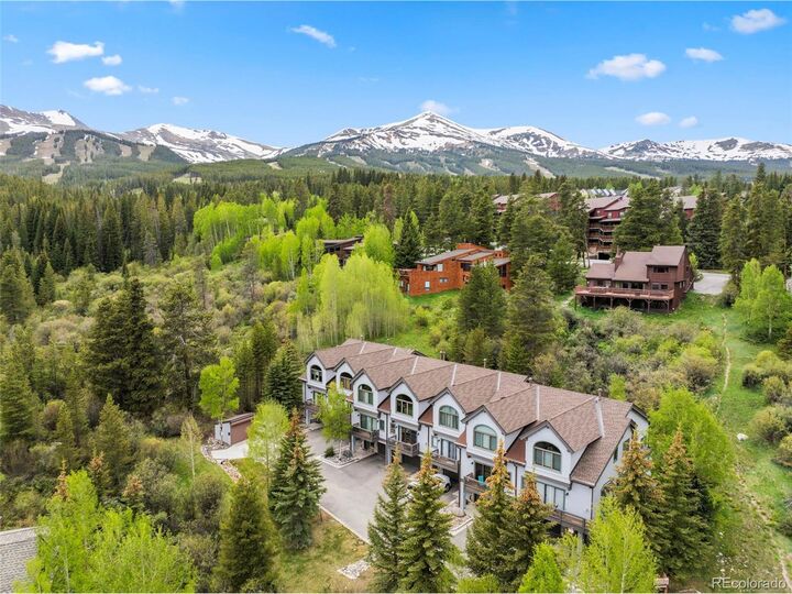 Property Photo:  705 Four Oclock Rd M4  CO 80424 
