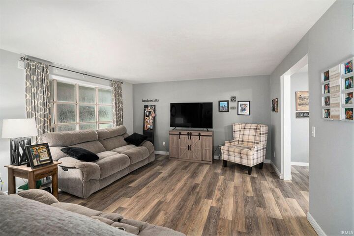 Property Photo: 109 Greenway Drive IN 46526