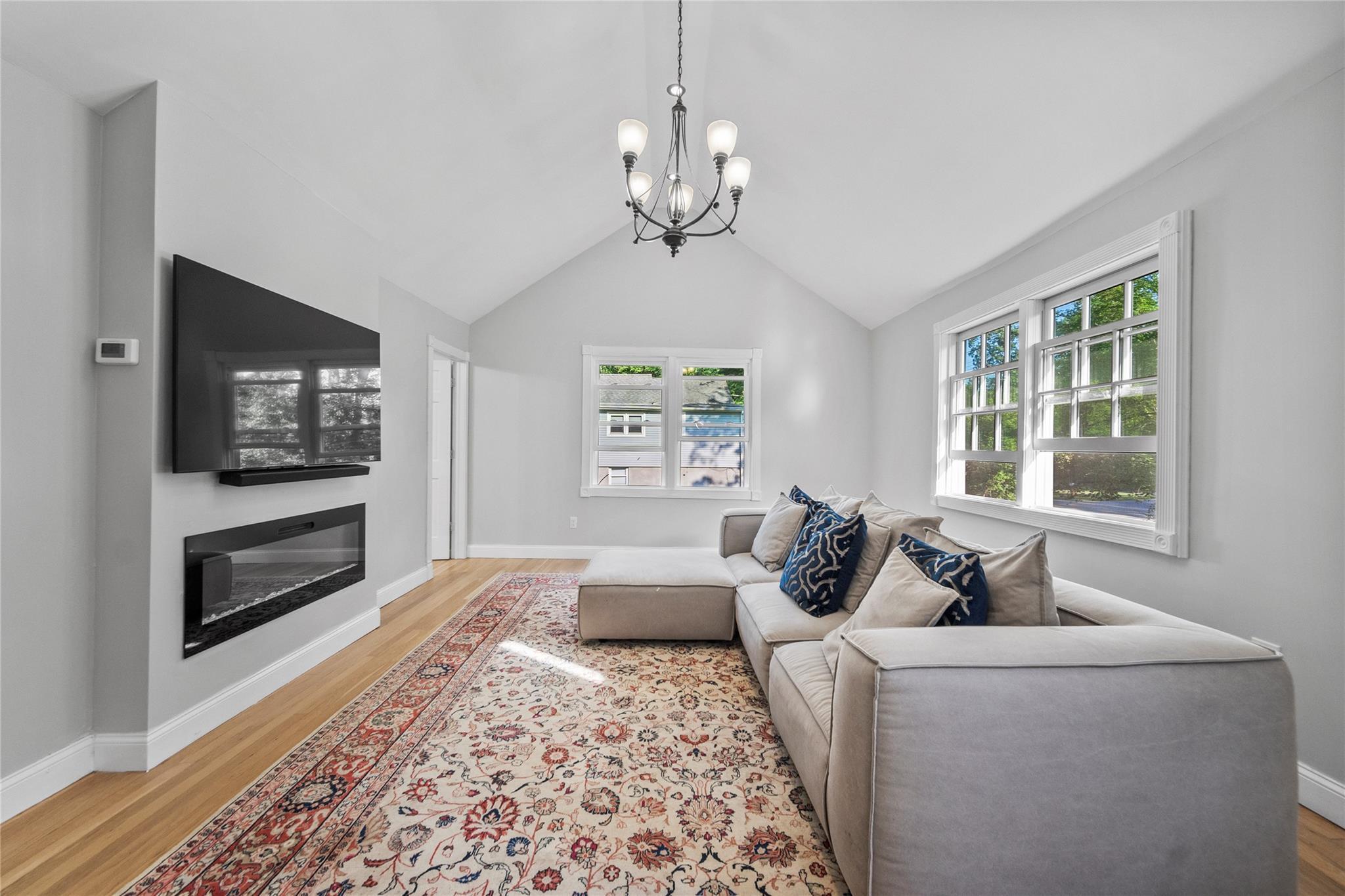 Property Photo:  2194 Maple Avenue  NY 10567 