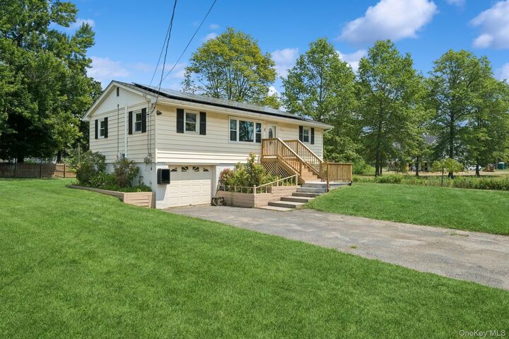 7 Bigert Drive  New Hampton NY 10958 photo