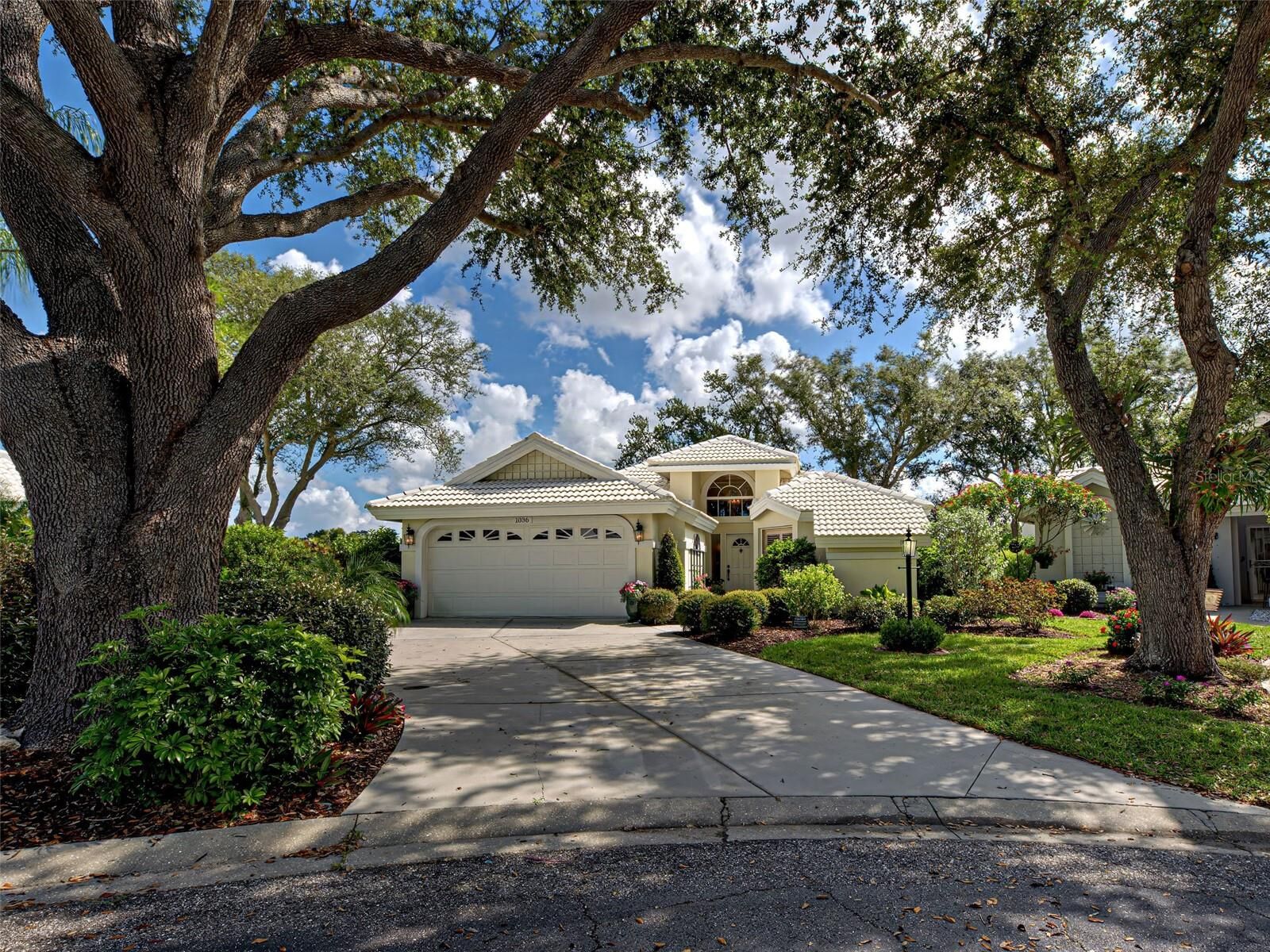 Property Photo: 1036 Harbor Town Drive FL 34292